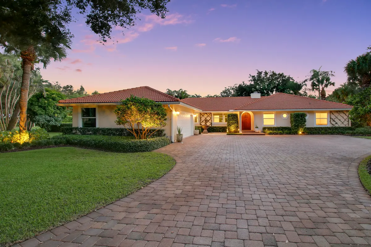 House-3 at 18456 SE Heritage Oaks Lane, Tequesta