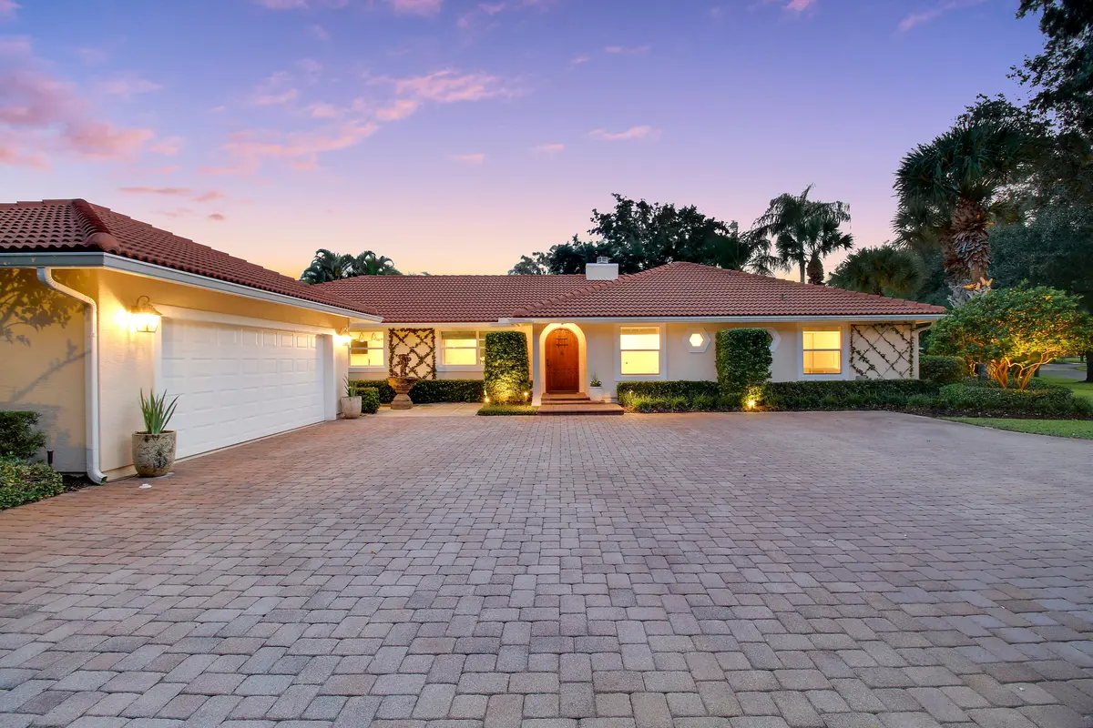 House-4 at 18456 SE Heritage Oaks Lane, Tequesta