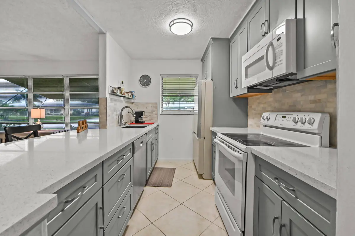 14 Kitchen 01 at 120 HIGH POINT Boulevard C, Delray Beach