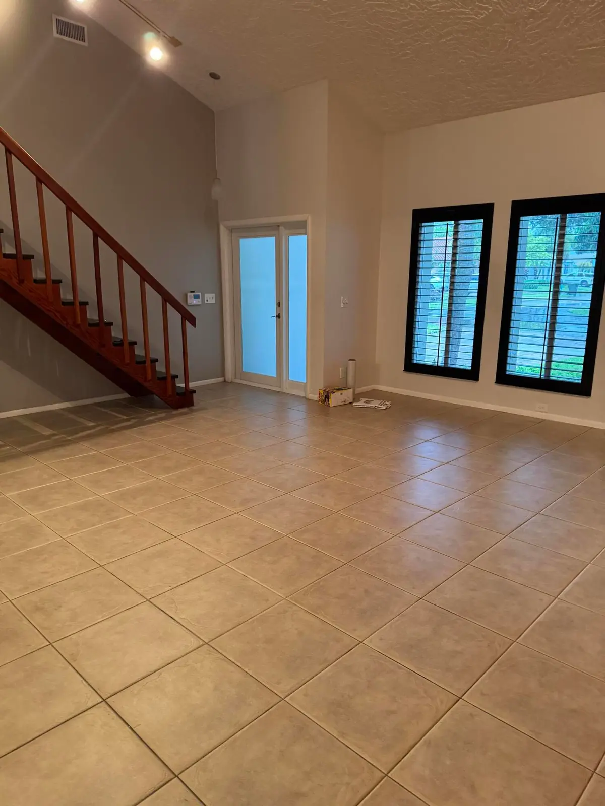 IMG_1856 at 355 SE 7TH Street, Dania Beach