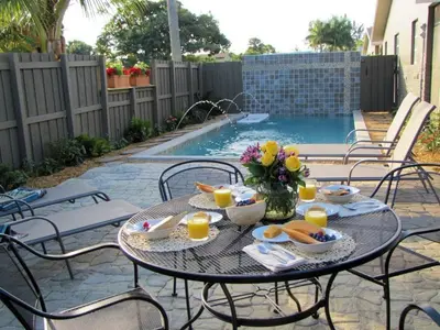 2225 NE 14th Avenue, Wilton Manors – Quadruplex for sale
