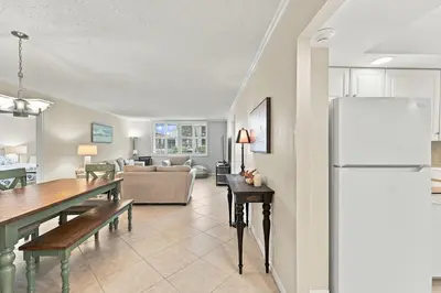 2000 S OCEAN Boulevard LB, Lauderdale-By-The-Sea – Condominium for sale