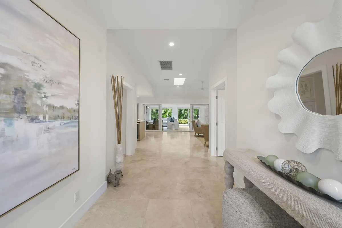 Entryway at 1386 S Atlantic Drive, Lantana