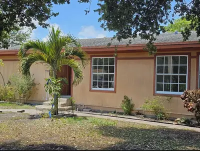 2013 Dock Street, West Palm Beach – Apartment for rent