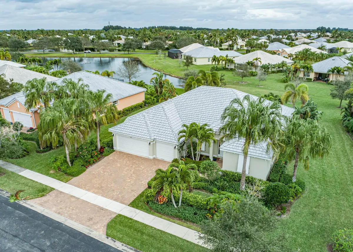 Front at 6400 Monserrat Drive, Vero Beach