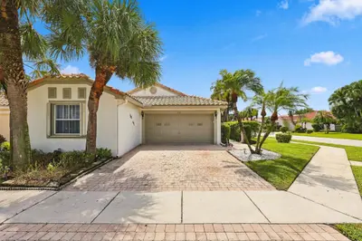 7216 Whitfield Avenue, Boynton Beach – Single Family Residence for sale