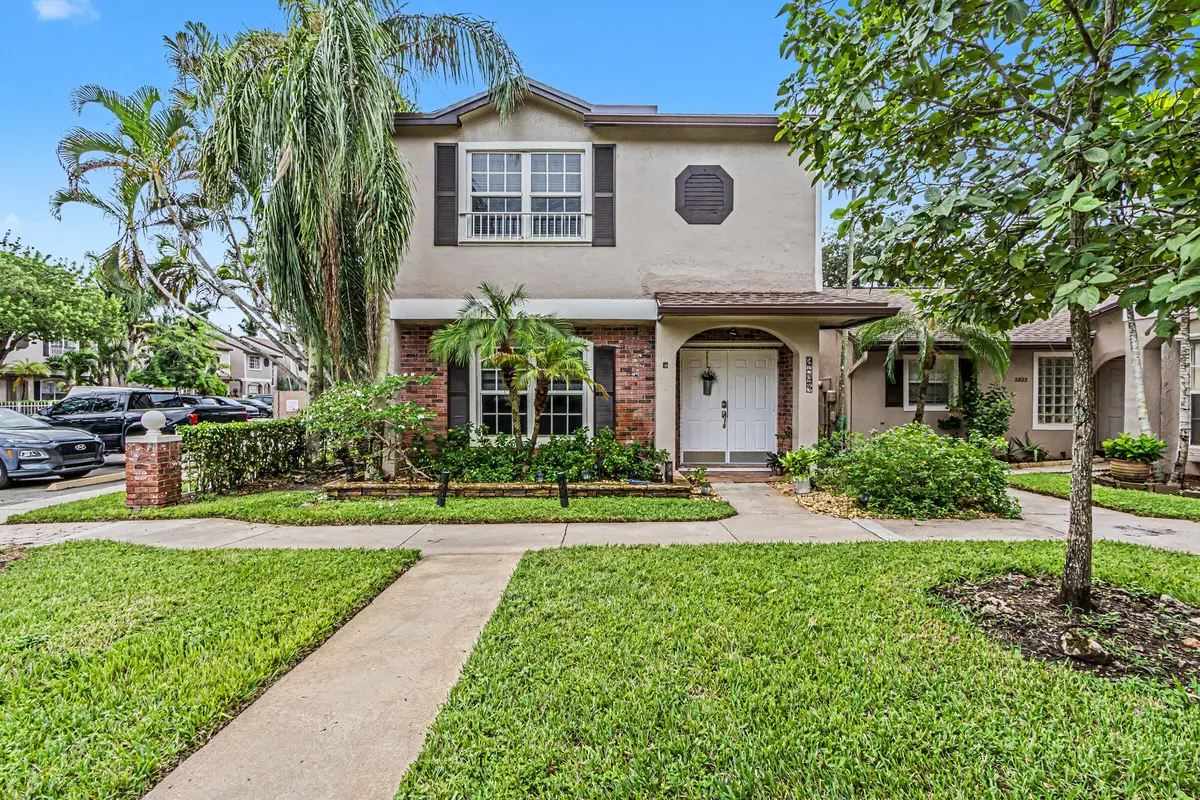3821-1 at 3821 NW 121ST Avenue, Sunrise