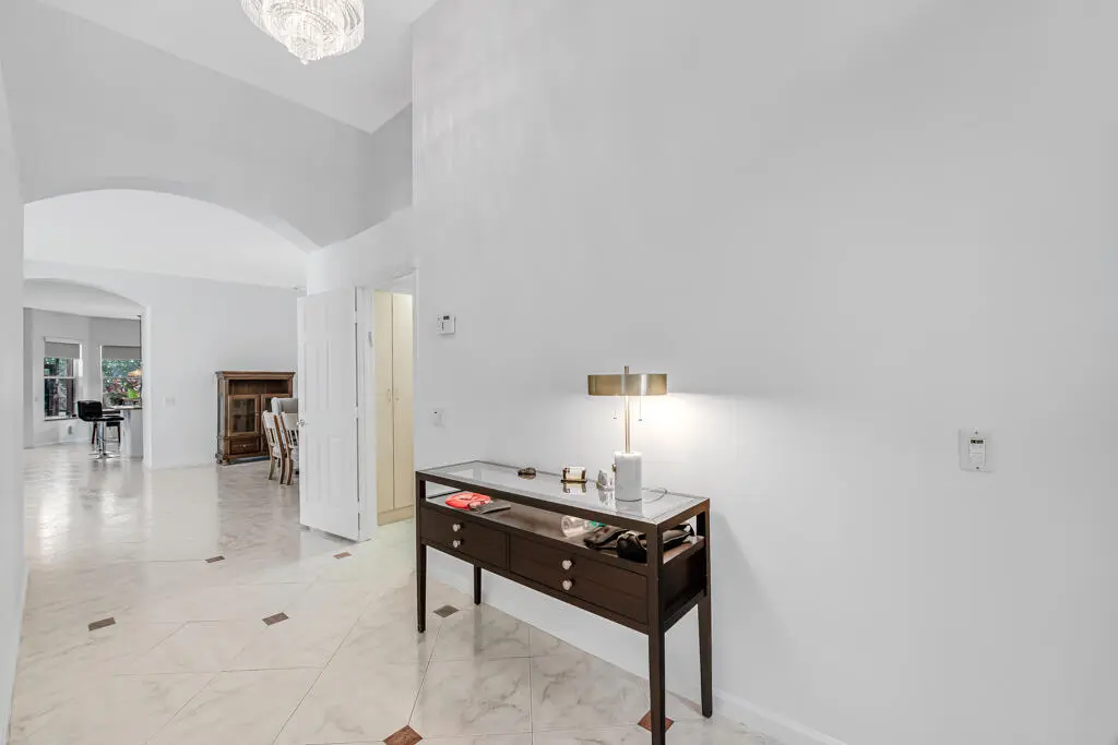 nice entry hallway at 7546 Pebble Shores Terrace, Lake Worth
