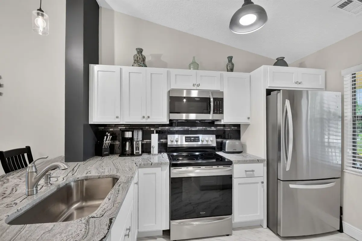 8-web-or-mls-DSC_9033 at 4570 LUCERNE LAKES Boulevard 203, Lake Worth