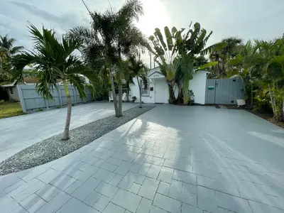 2703 NE 6TH Lane, Wilton Manors – Duplex for sale