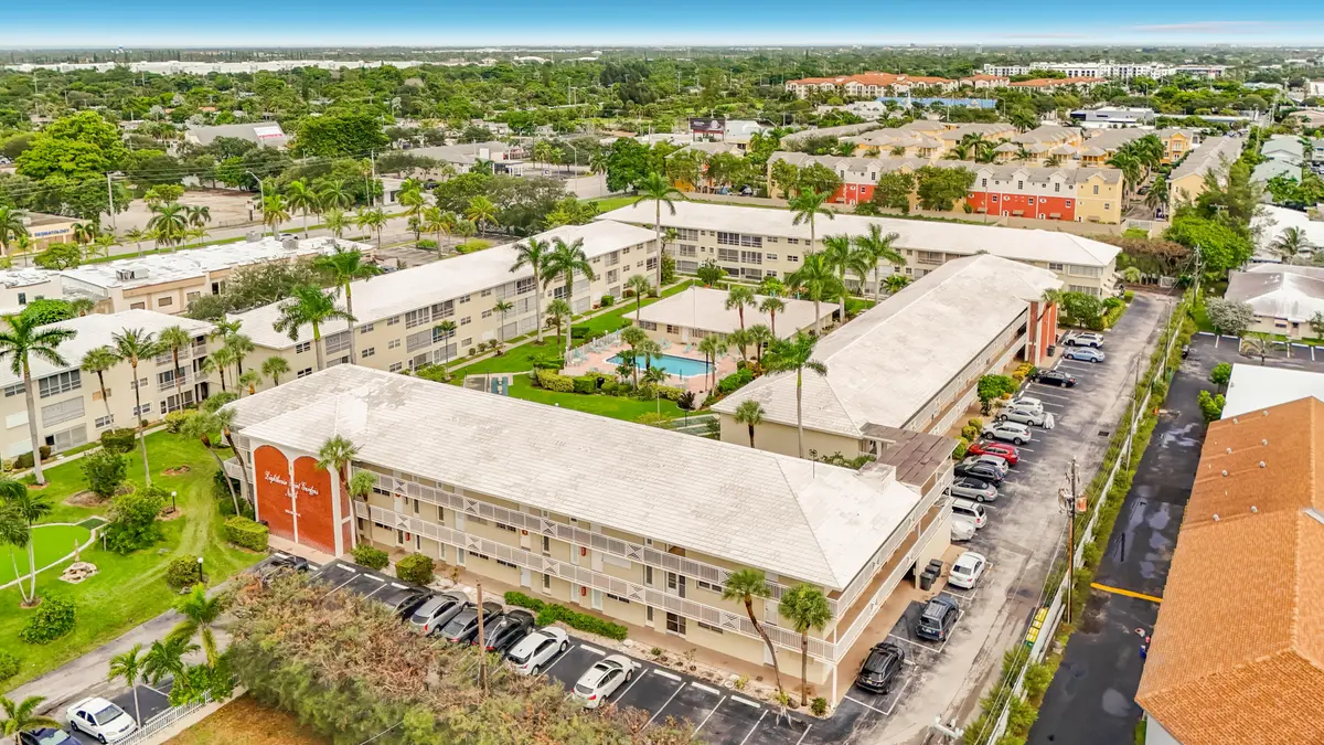 1951 NE 39th Street #340-88 at 1951 NE 39TH Street 340, Lighthouse Point