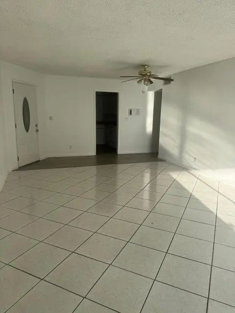 P2-LIVING(1) at 10789 N MILITARY Trail 3, Palm Beach Gardens