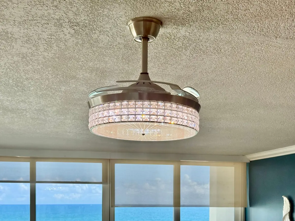 Decorative Lighting at 3505 S OCEAN Drive 806, Hollywood