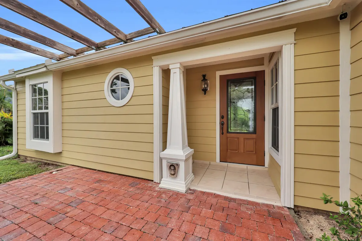 351 sw dwight ave - 05 at 351 SW Dwight Avenue, Port St. Lucie