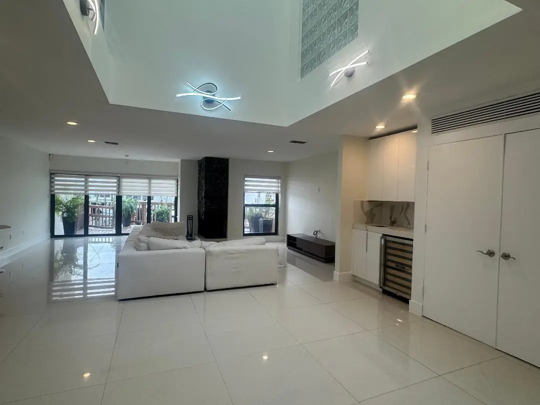 Living Room at 1127 BOCA COVE Lane, Highland Beach