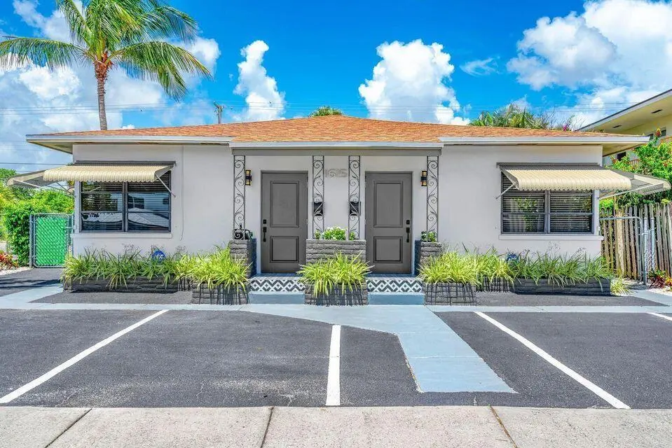 20240122172642117799000000-o at 1615 S Federal Highway B, Lake Worth Beach