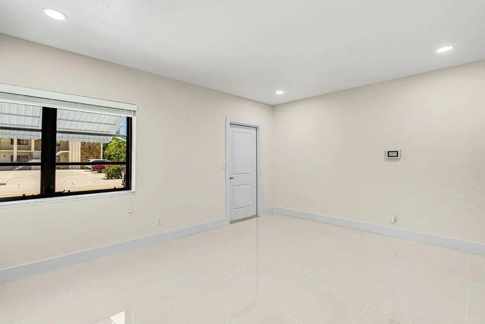 20240122172654024217000000-o at 1615 S Federal Highway B, Lake Worth Beach