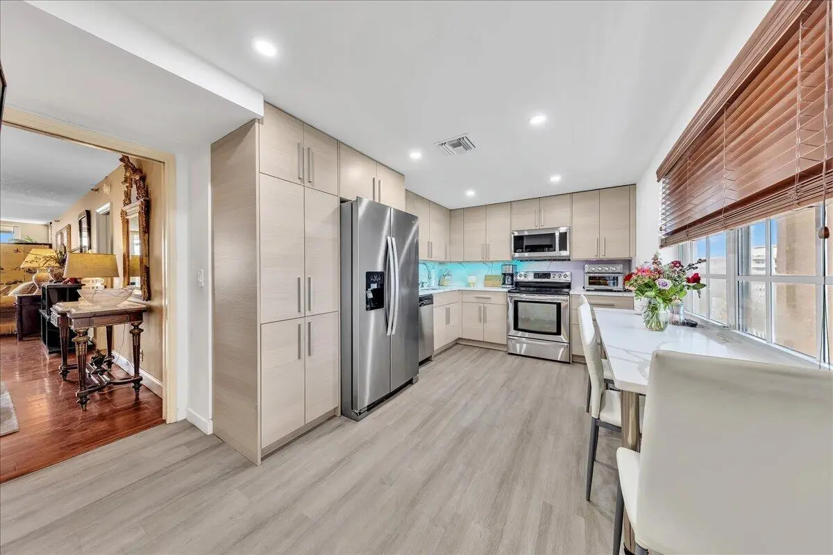 Updated Kitchen at 3520 Oaks Way 904, Pompano Beach