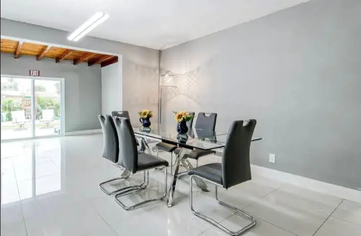 Photo 7 at 1905 N 45TH Avenue, Hollywood