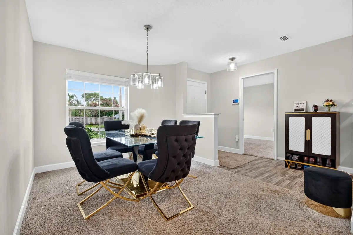 CM MEDIA -85 at 1317 SE SANDIA Drive, Port St. Lucie