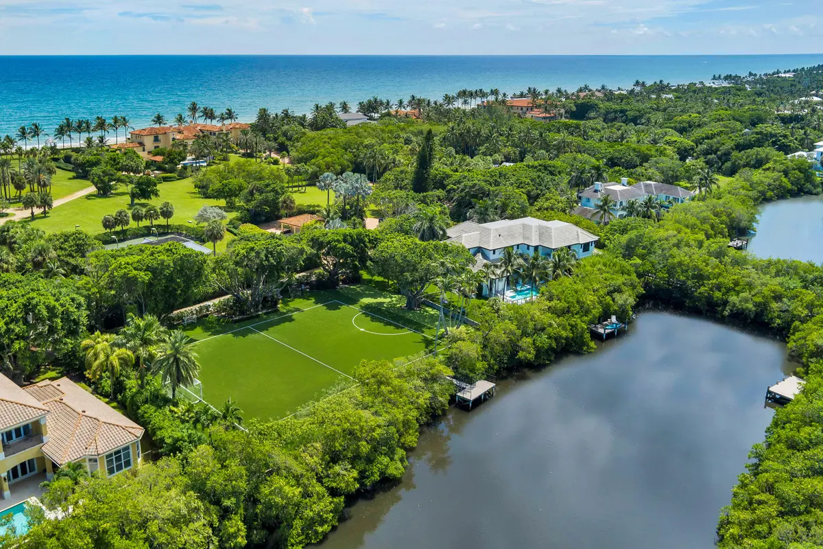 high-5 at 12317 Banyan Road, North Palm Beach