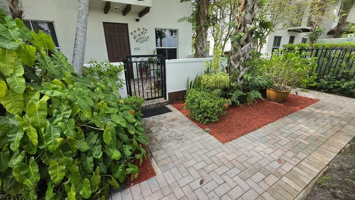 4726 MONARCH Way, Coconut Creek, FL – photo 2