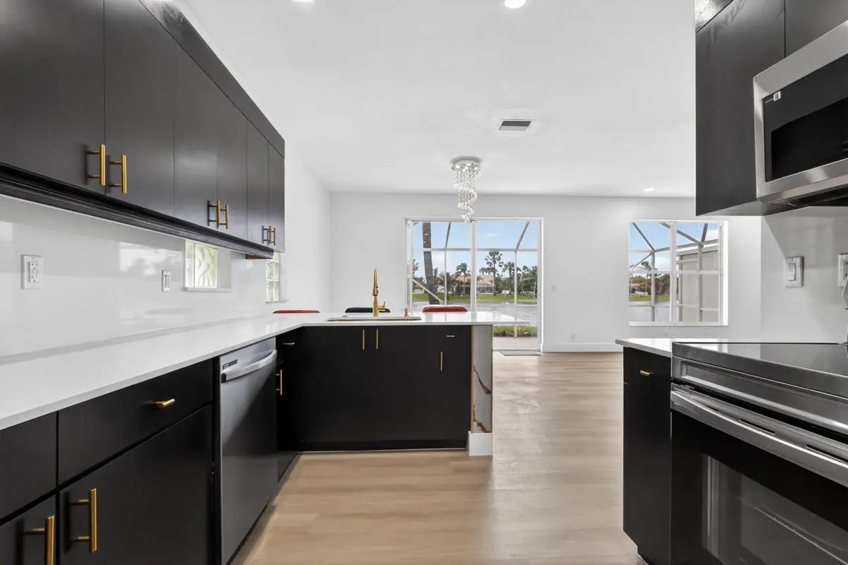 12-web-or-mls-_14A3586 at 7823 SPRINGFIELD LAKE Drive, Lake Worth