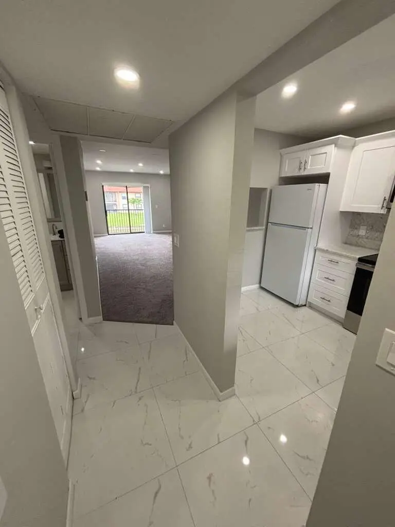 59d15960-4fdd-4a45-a900-2662eb0b4219 at 21913 Lake Forest Circle 201, Boca Raton