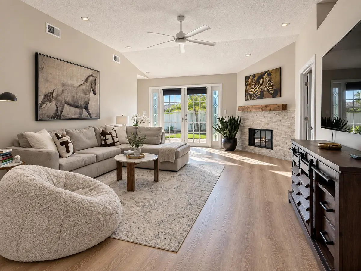 13009 Living Room at 13009 W MEADOWBREEZE Drive, Wellington