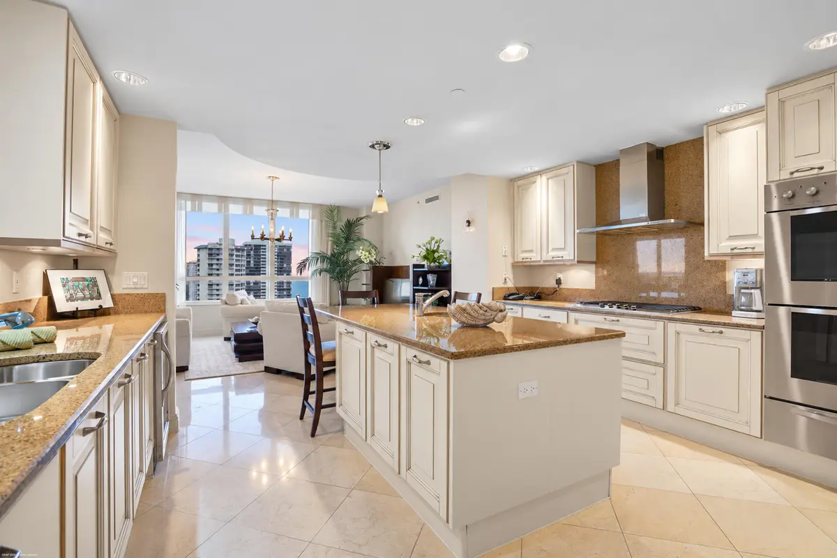 3800 N Ocean Dr 1751 007 at 3800 N Ocean Drive 1751, Singer Island