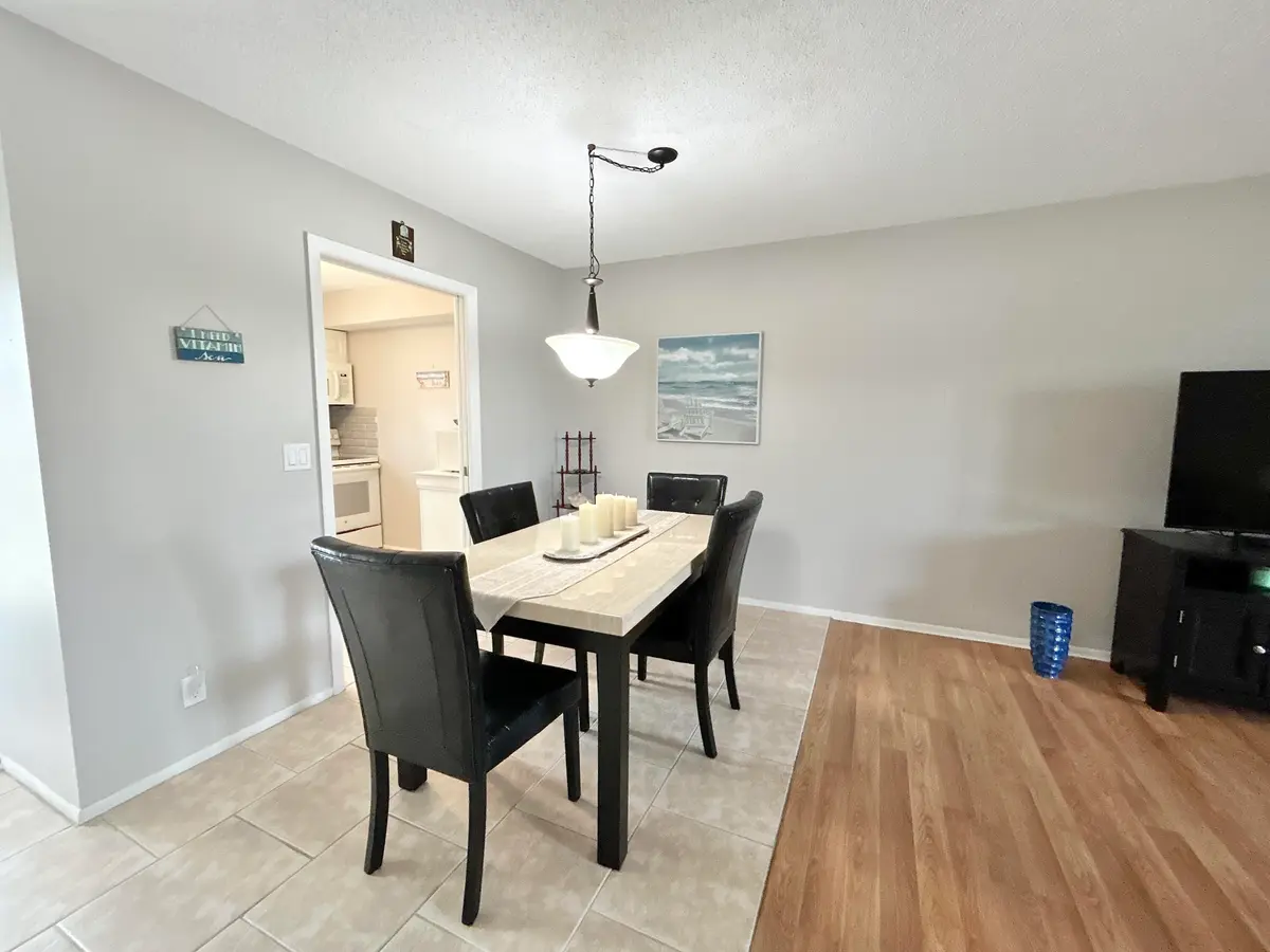 LIVING AREA at 2666 Emory Drive D, West Palm Beach