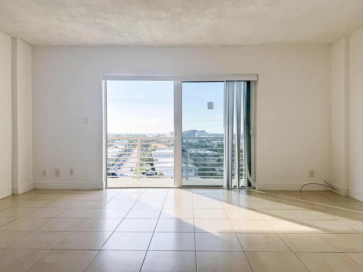 Lauderdale T-26 at 2900 NE 30th Street 9D, Fort Lauderdale