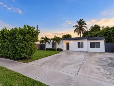 510 NW 108TH Street, Miami – Single Family Residence for rent