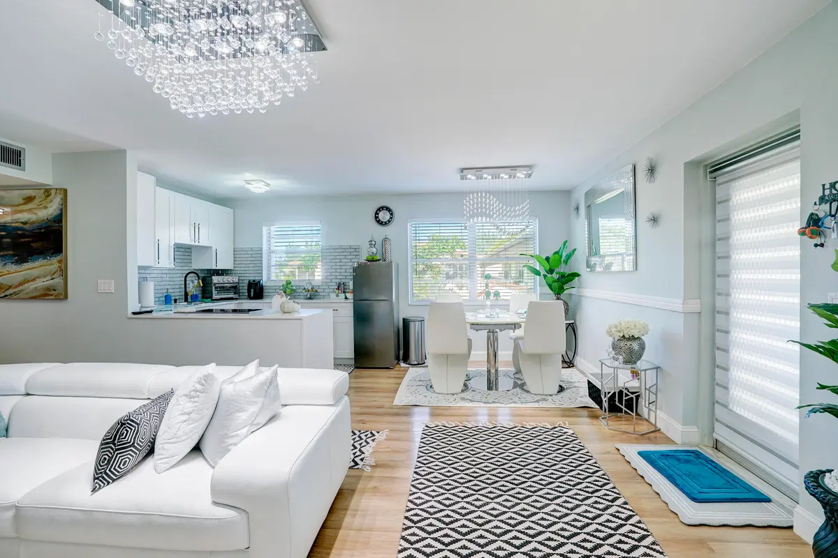 203WindsorI-21 at 203 S WINDSOR I 203, West Palm Beach