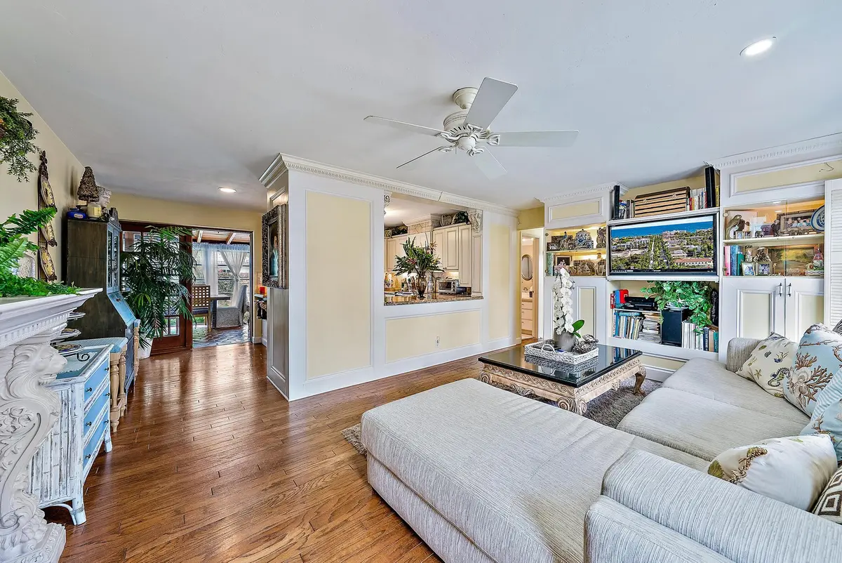 245 Arlington Rd -19 at 245 ARLINGTON Road, West Palm Beach