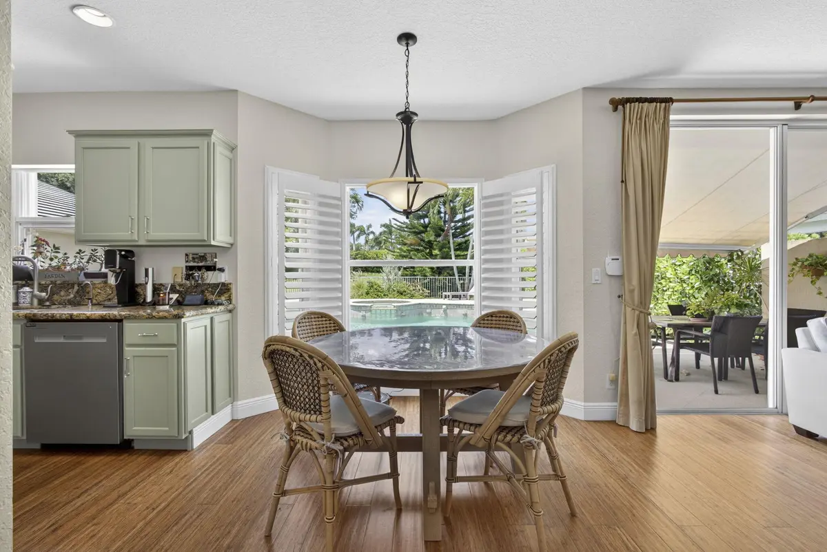 14-web-or-mls-BS1A9954 at 4017 BLUFF HARBOR Way, Wellington