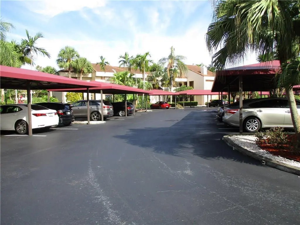 7472_4 at 7472 La Paz Place 203, Boca Raton