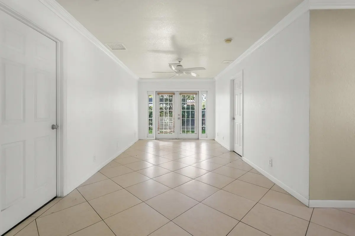 Undetermined at 2241 NW 3RD Street, Pompano Beach