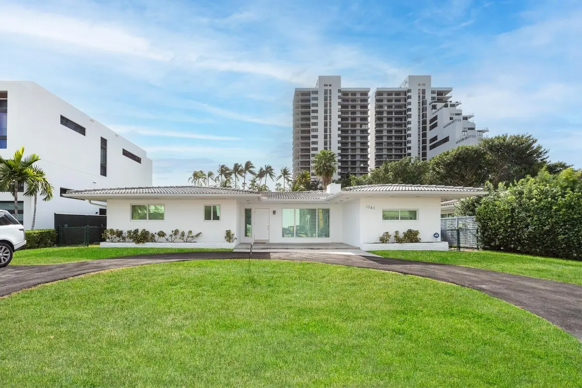 Photo 1 at 1040 N VENETIAN Drive, Miami