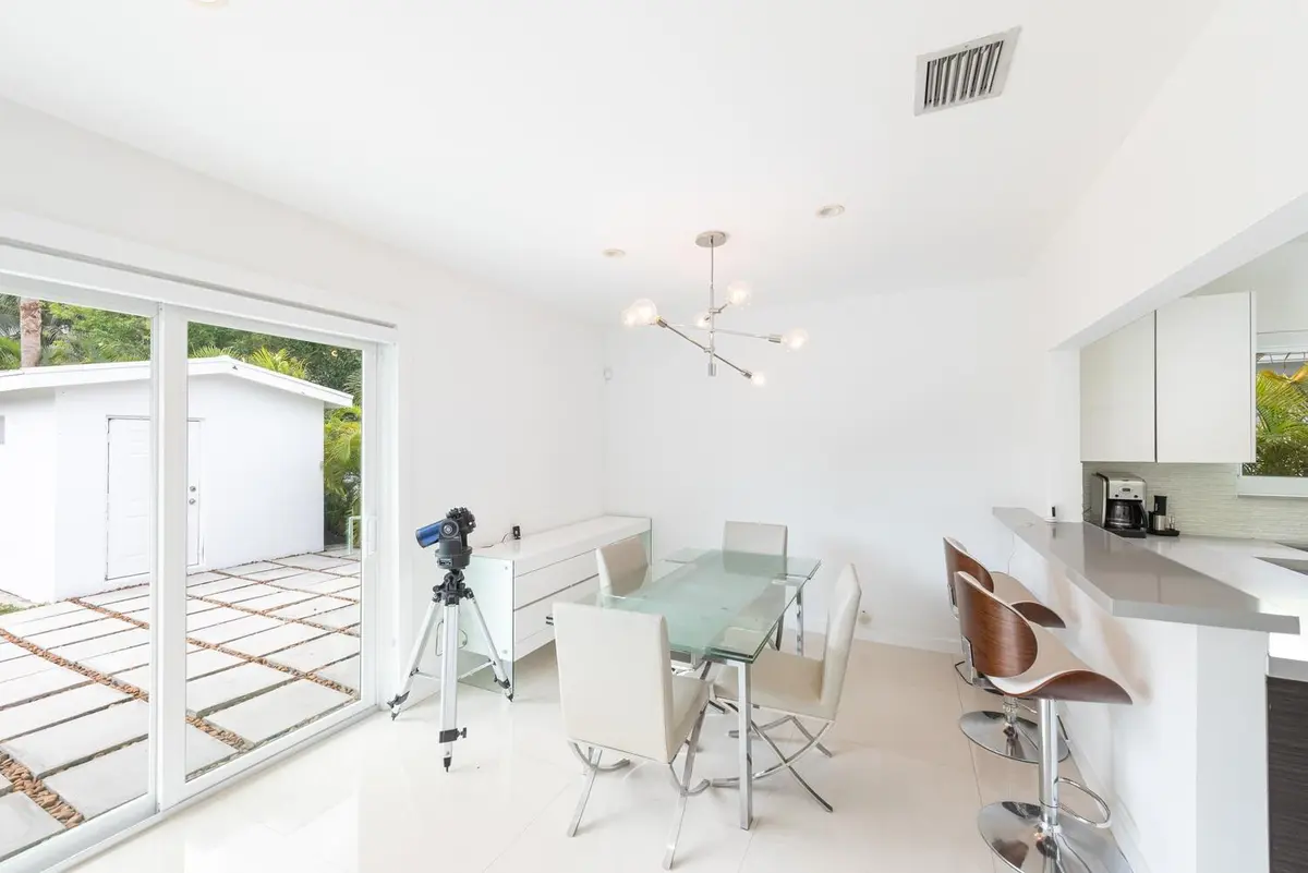 Photo 6 at 1040 N VENETIAN Drive, Miami