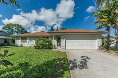 1636 20th Place, Vero Beach – Single Family Residence for rent