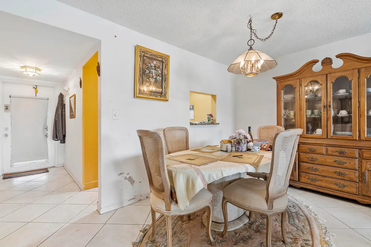 Dining Room at 9221 Sunrise Lakes Boulevard 109, Sunrise