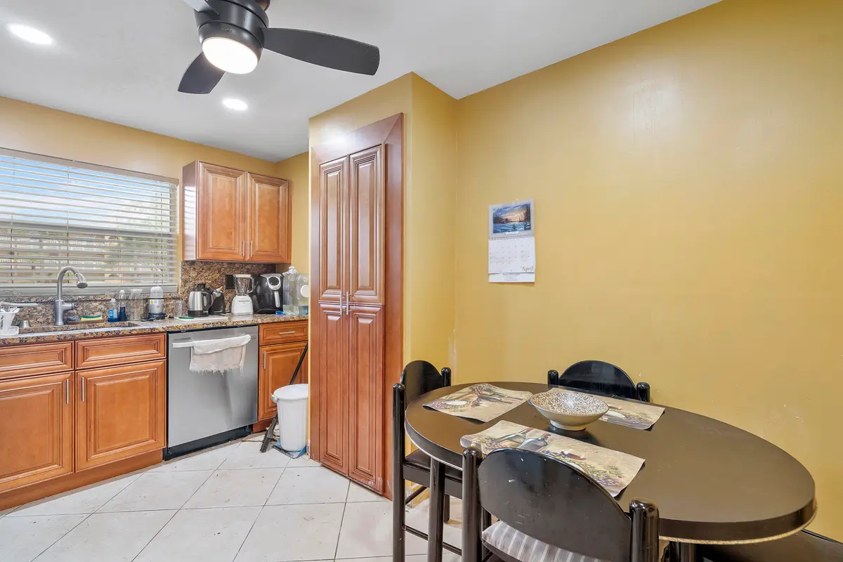 Kitchen at 9221 Sunrise Lakes Boulevard 109, Sunrise