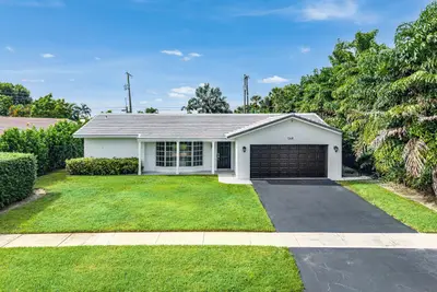 1368 SW 13TH Street, Boca Raton – Single Family Residence for sale