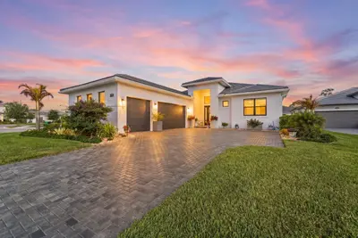 2044 SE Mosaic Boulevard, Port St. Lucie – Single Family Residence for sale