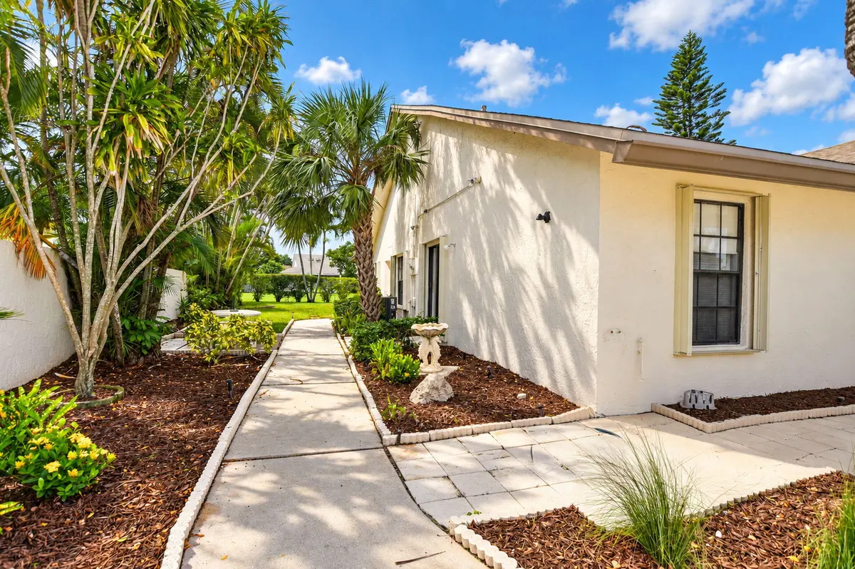 5-web-or-mls-DSC_7943 at 568 SW 28th Avenue, Delray Beach