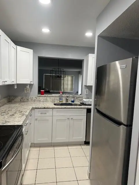 New Kitchen 2 at 13283 PINEAPPLE PALM Court B, Delray Beach