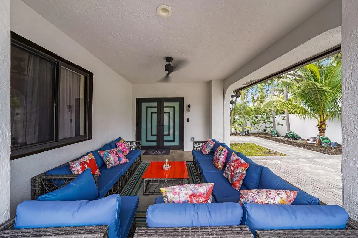 DSC01561 at 608 SW 17TH Street, Fort Lauderdale