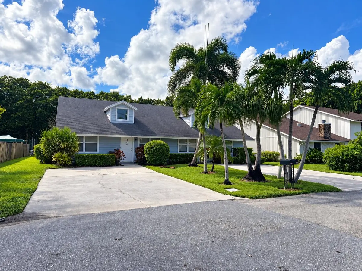 Front at 9258 GREEN MEADOWS Way, Palm Beach Gardens