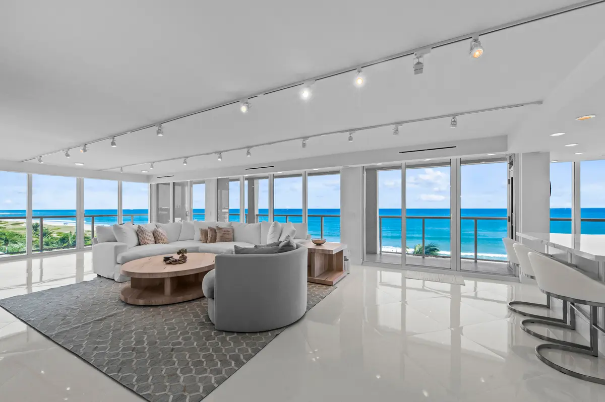Living on the OCEAN at 2800 S Ocean Boulevard 6-A, Boca Raton